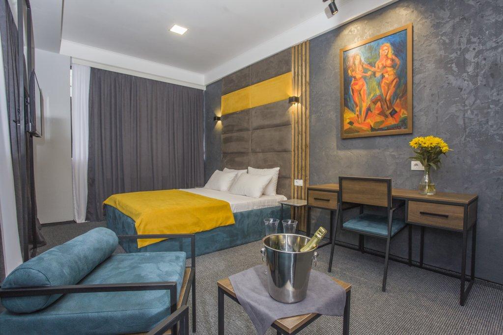 Bg Palace Hotel Tbilisi Bagian luar foto