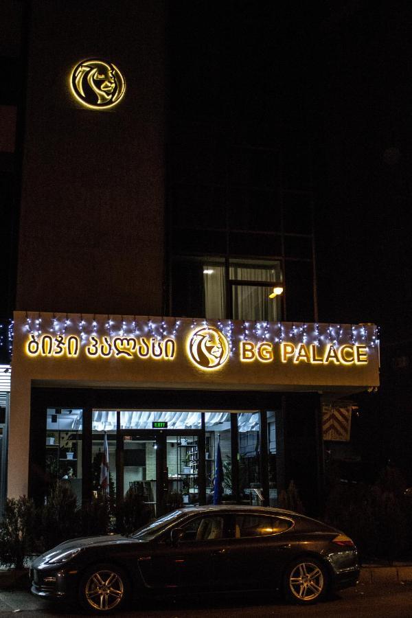 Bg Palace Hotel Tbilisi Bagian luar foto