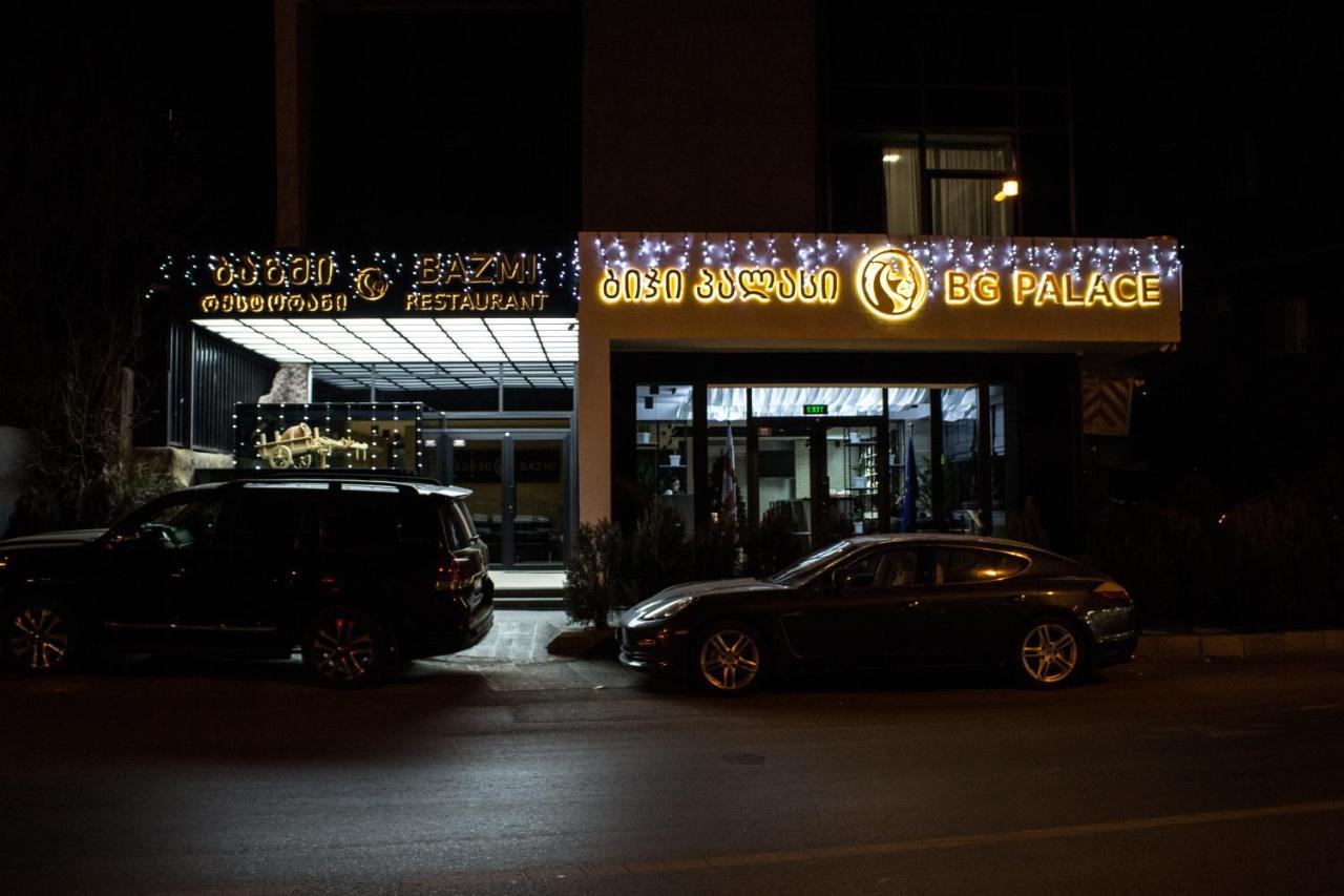 Bg Palace Hotel Tbilisi Bagian luar foto