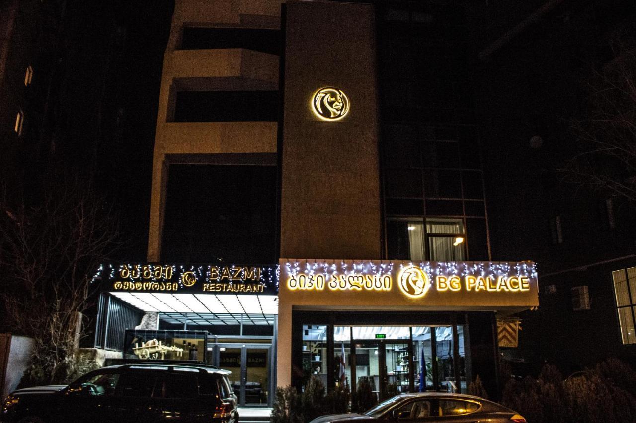 Bg Palace Hotel Tbilisi Bagian luar foto
